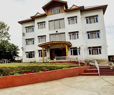 Hotel Signature